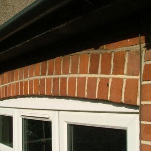 Curved brick lintel