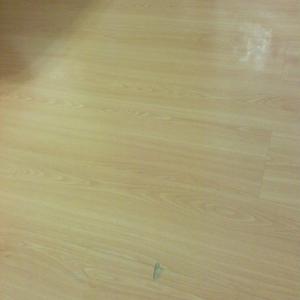 Damage on wooden laminate floor
