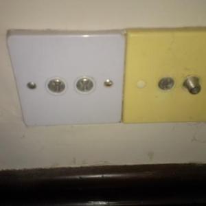 room 1 with 1 socket