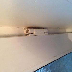 Door hinge