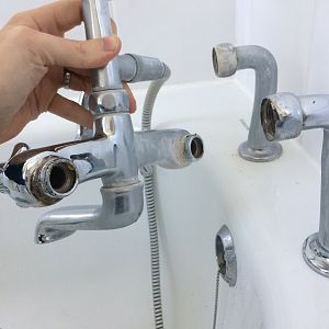 Bath taps
