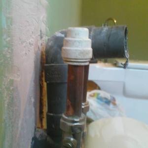 Sink waste pipe