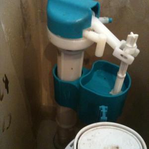 Toilet cistern valve