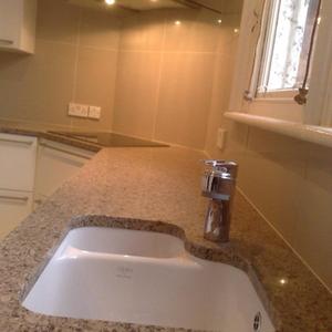 tiled splashbacks in polished porcelain